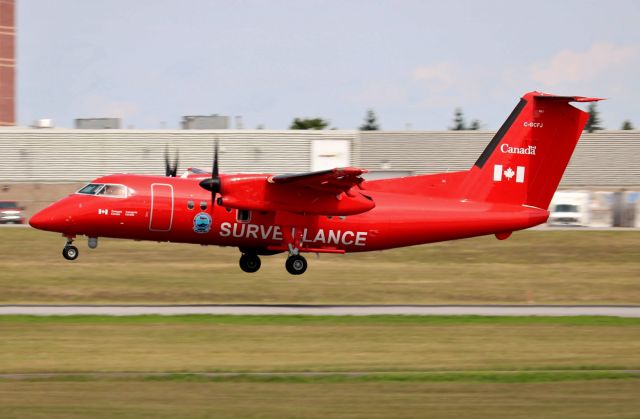 de Havilland Dash 8-100 (C-GCFJ) - Approaching rwy 25 on final/