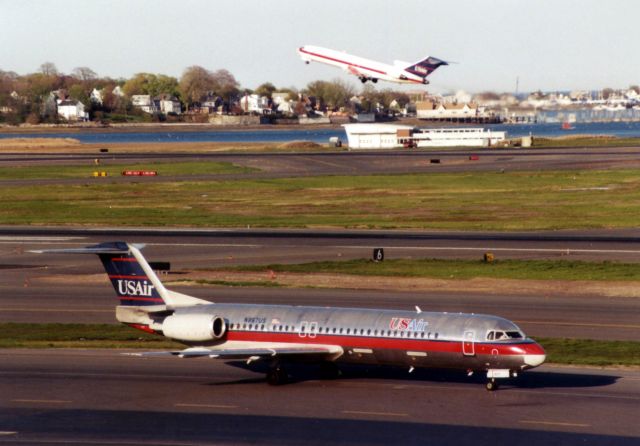 Fokker 100 (N857US) - From 04/27/98