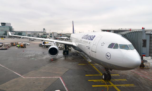 Airbus A330-300 (D-AIKL) - Lufthansa Airbus A330-343 D-AIKL in Frankfurt 