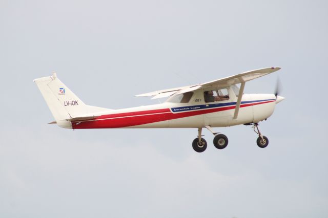 Cessna Commuter (LV-IOK)