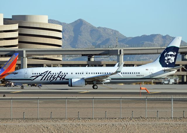 Boeing 737-900 (N467AS)