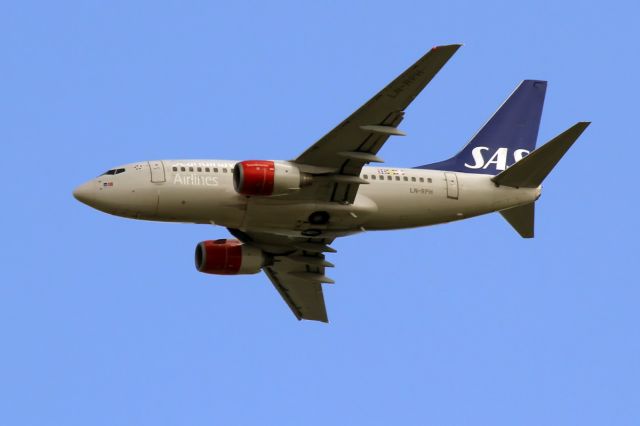 Boeing 717-200 (LN-RPH)