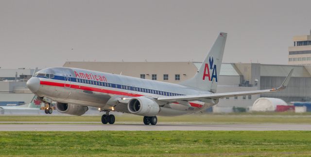 Boeing 737-800 (N919AN)