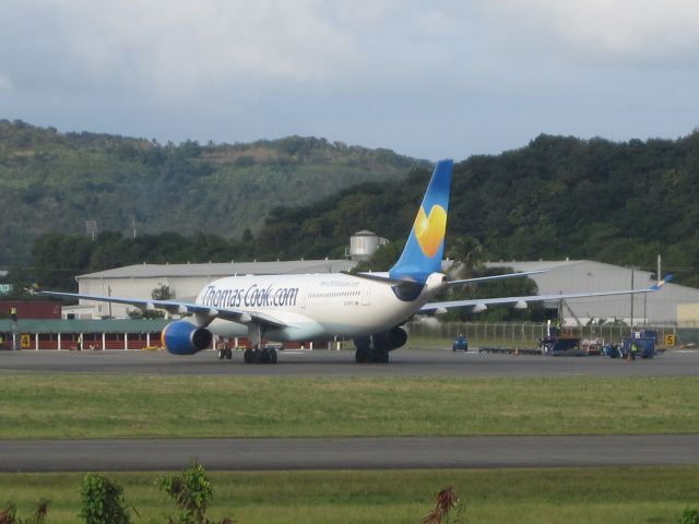 Airbus A330-200 (G-CHTZ)