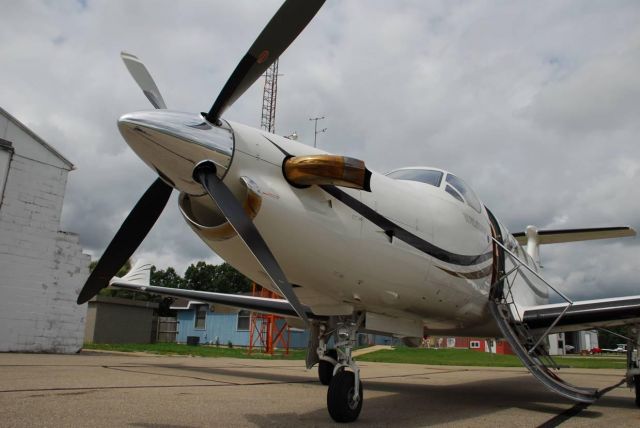 Pilatus PC-12 (N480WH)