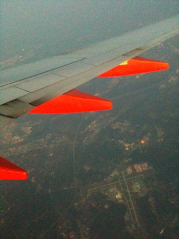 Boeing 737-700 — - Circling Peoria before the decision was made to divert us to STL becuase the lights were out at MDW...