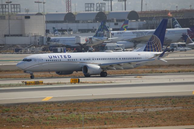 Boeing 737 MAX 9 (N27511)