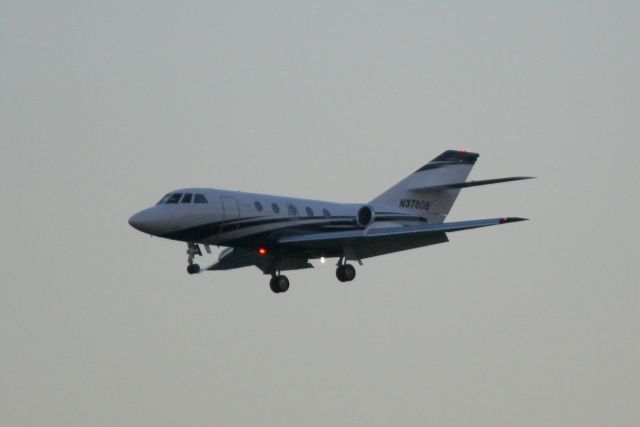 Dassault Falcon 20 (N378DB) - Dassault Falcon 20 (N378DB) on approach to Sarasota-Bradenton International Airport