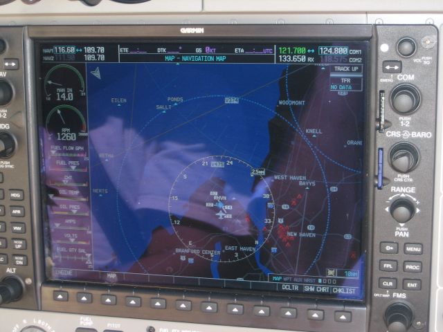 Diamond Star (N867DS) - G1000 GPS position entering pattern