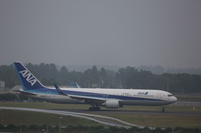 BOEING 767-300 (JA621A)