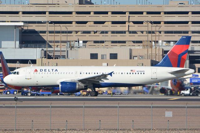 Airbus A320 (N316US) - Delta Airbus A320-211 N316US at Phoenix Sky Harbor on January 17, 2016. It first flew as F-WWIY on March 21, 1991. Its construction number is 192. It was delivered to Northwest Airlines on June 4, 1991. It was transferred to Delta on October 29, 2008.