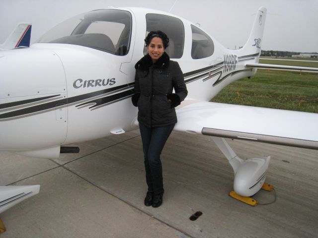 Cirrus SR-22 —