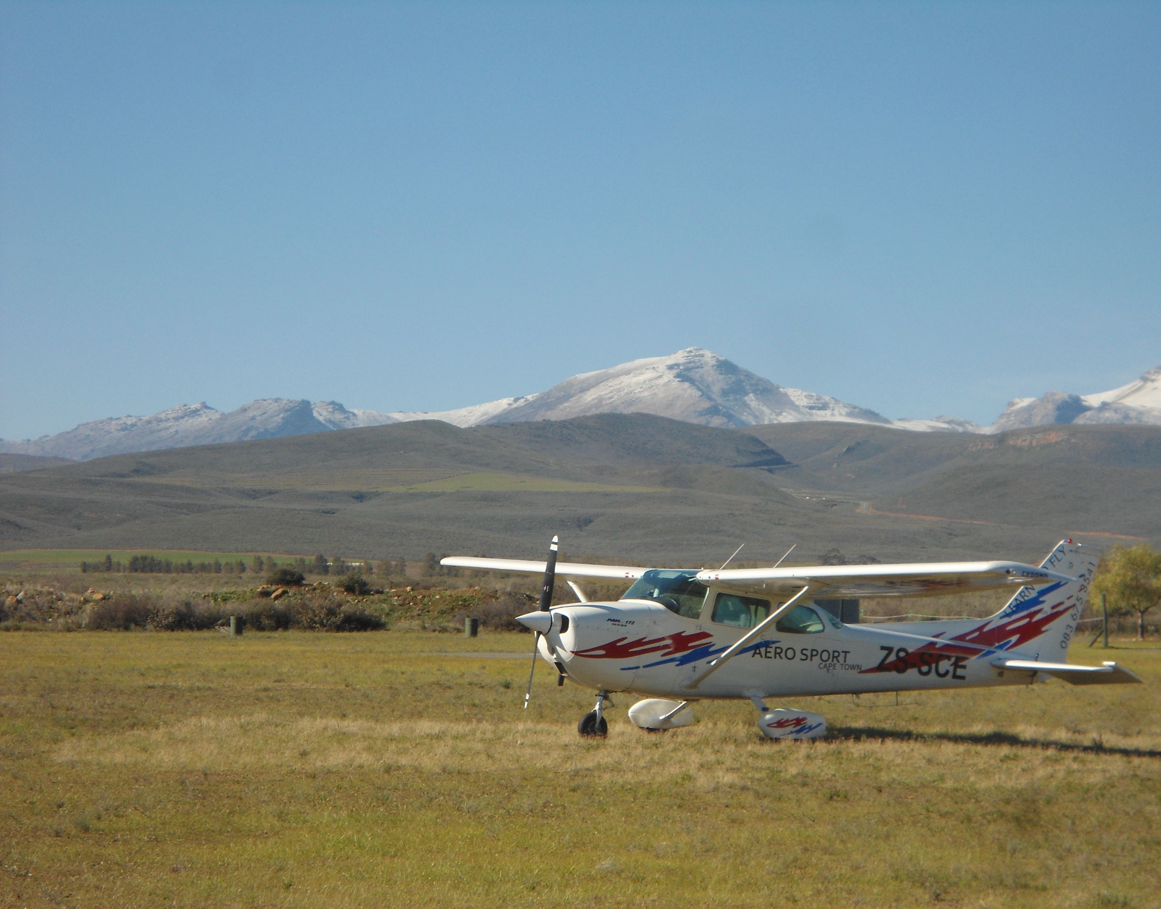 Cessna Skyhawk (ZS-SCE)