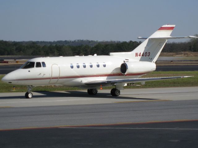 Hawker 800 (N4403)