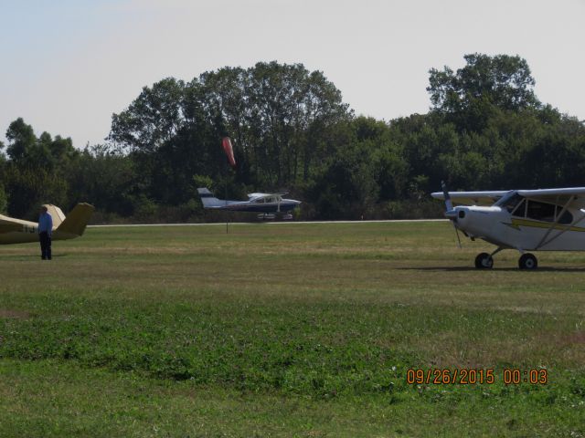 Cessna Skyhawk (N21035)