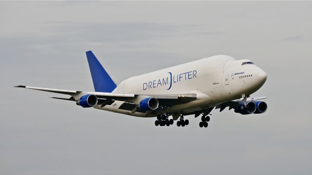 Boeing 747-400 (N249BA) - GTI4151 from RJGG / NGO (Via PANC) on final to Rwy 16R on 10.11.13. (LN:766 cn 24309).