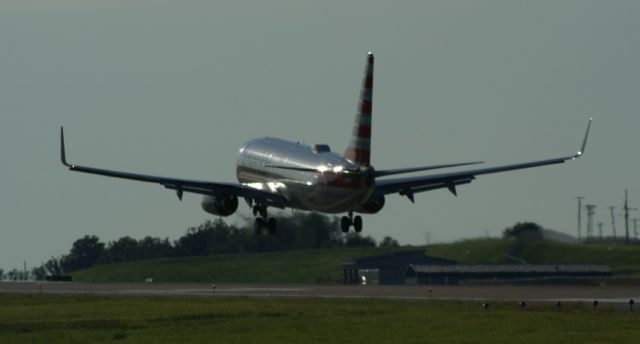 Boeing 737-800 (N972AN) - AA1791 from CLT