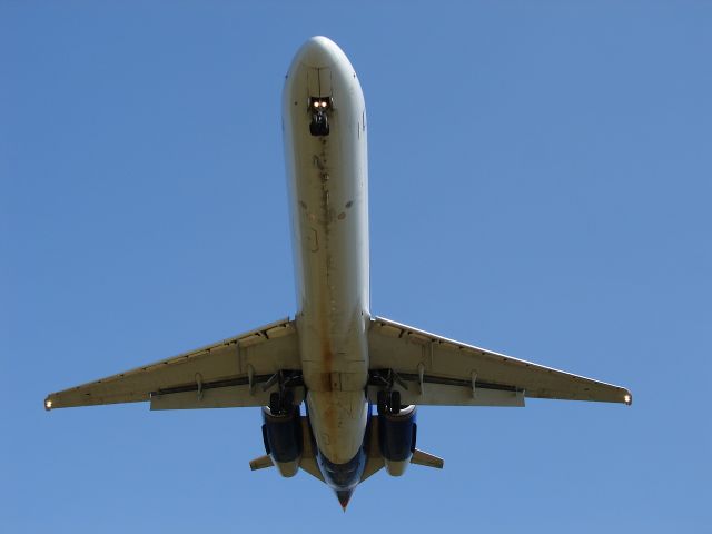 Boeing 717-200 — - The amazing sights at Gravelley Point Park.