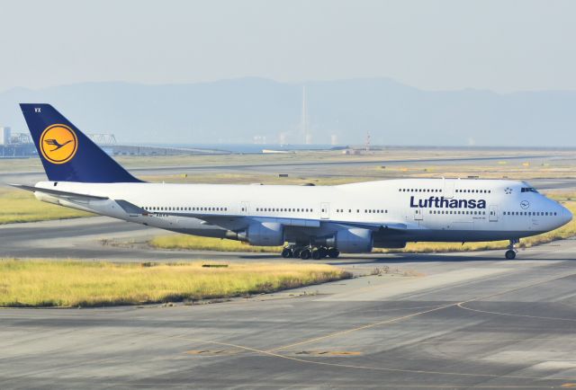 Boeing 747-400 (D-ABVX)