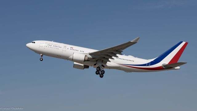 Airbus A330-200 (F-RARF)