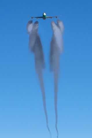 Boeing 747-200 — - Center: "Skywest****, trafic 12 oclock, 3 miles, 1000 above, heavy 747" br /Me: "Uhh, in sight, grabbing my camera" 