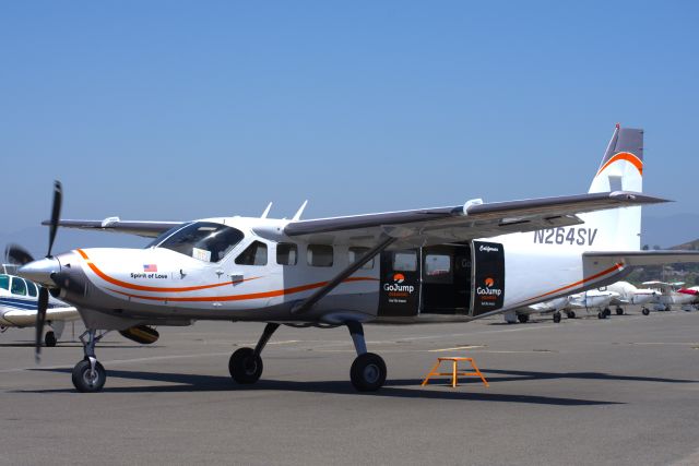 Cessna Caravan (N264SV) - GOJUMP3 ready for the next load of skydivers.