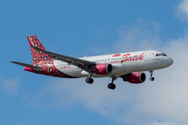 Airbus A320 (PK-LAM) - Airbus A320-214 cn 6628. Batik Air PK-LAM final runway 21 YPPH 25 June 2023