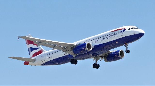 Airbus A320 (G-EUYC) - Landing on runway 27R on Jul 4, 2019.