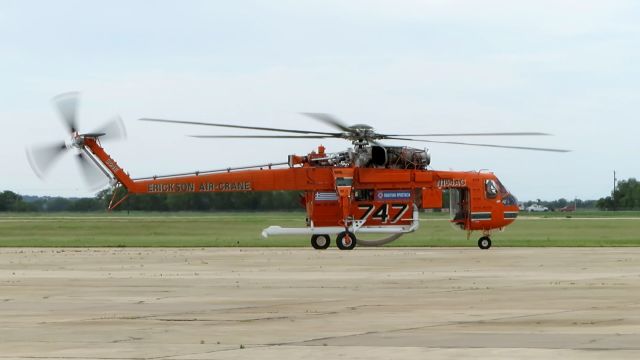 Sikorsky CH-54 Tarhe (N164AC)