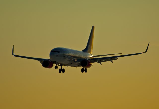 Boeing 737-700 (LN-TUK)