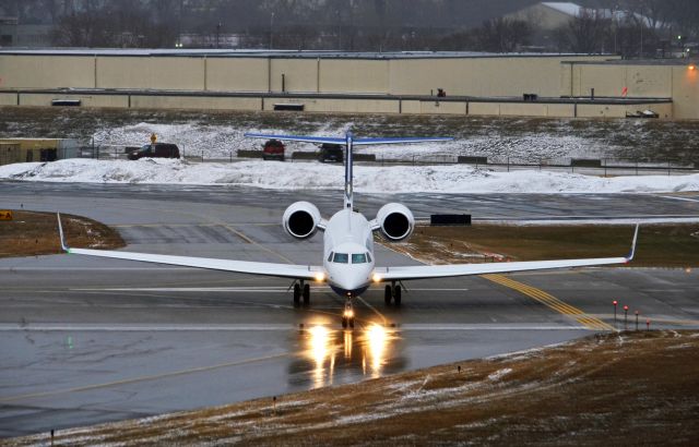 Gulfstream Aerospace Gulfstream V (N3M) - Taken from the old tower at the Down town St Paul Minnesota Holman Field.   