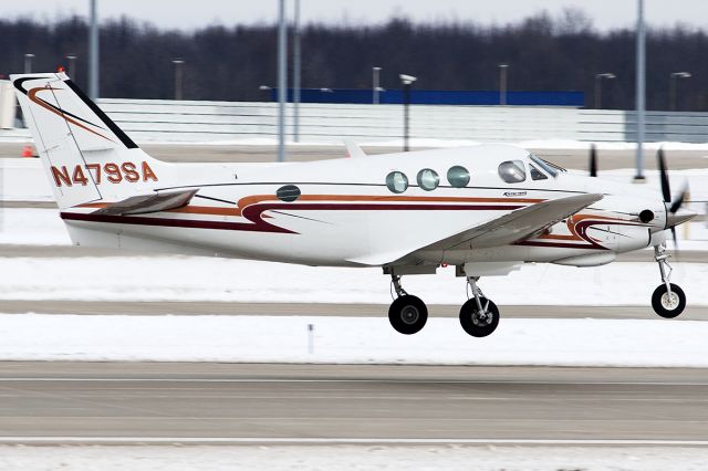 Beechcraft King Air 90 (N479SA)