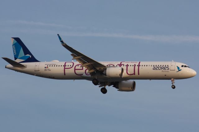 Airbus A321neo (CS-TSJ) - Azores 'Peaceful' livery on approach to Boston Logan on 5/30/22.