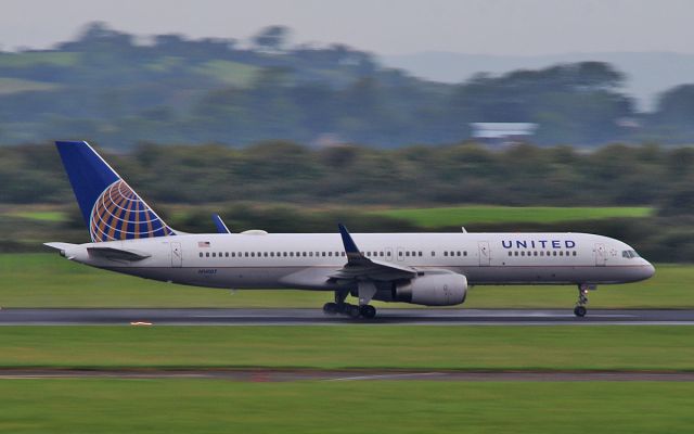 Boeing 757-200 (N14107) - united b757-2 n14107 dep shannon 17/8/15.