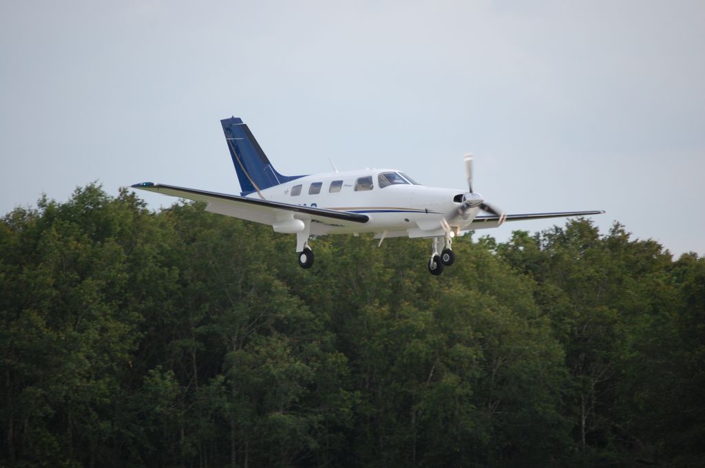Piper Malibu Mirage (N516AG)