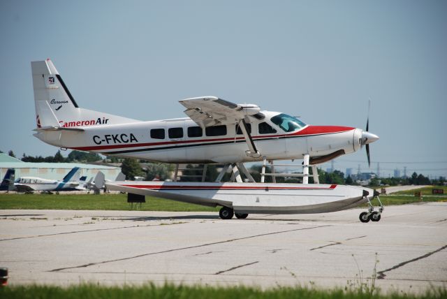 Cessna Caravan (C-FKCA) - 1991 Cessna Caravan of Cameron Air Service based at YTZ Toronto City Airport, photo at Torontos Buttonville Airport - July 6/08.