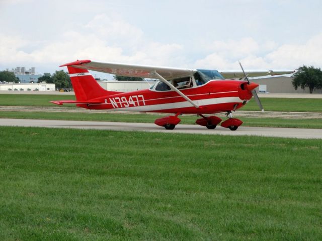 Cessna Skyhawk (N79477)