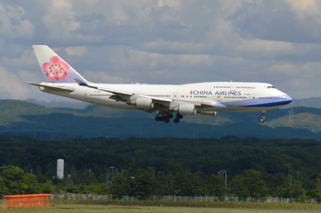 Boeing 747-400 (B-18210) - 2015-09-07