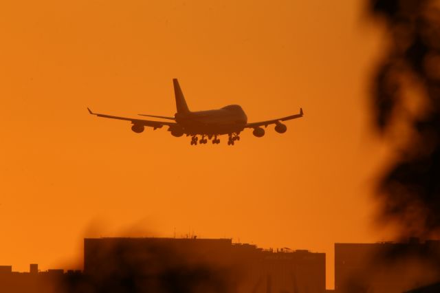 Boeing 747-400 (N706CK)