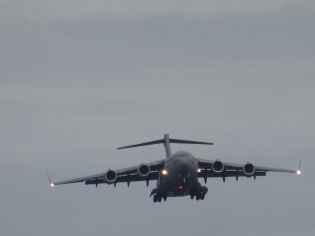 N30600 — - air mobility command c17 landing in Fargo 