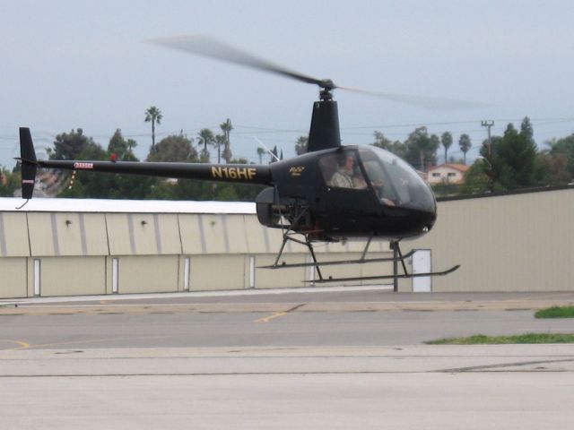 Robinson R-22 (N16HF) - Landing at Fullerton