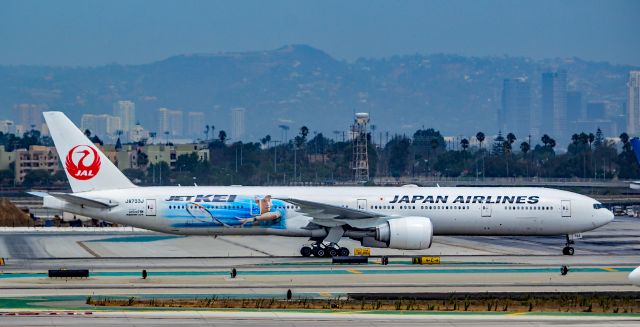 BOEING 777-300 (JA733J) - JA733J Japan Airlines Boeing 777-346(ER) s/n 32432 "JET KEI" - Los Angeles International Airport (IATA: LAX, ICAO: KLAX, FAA LID: LAX)br /Photo: TDelCorobr /September 3, 2017