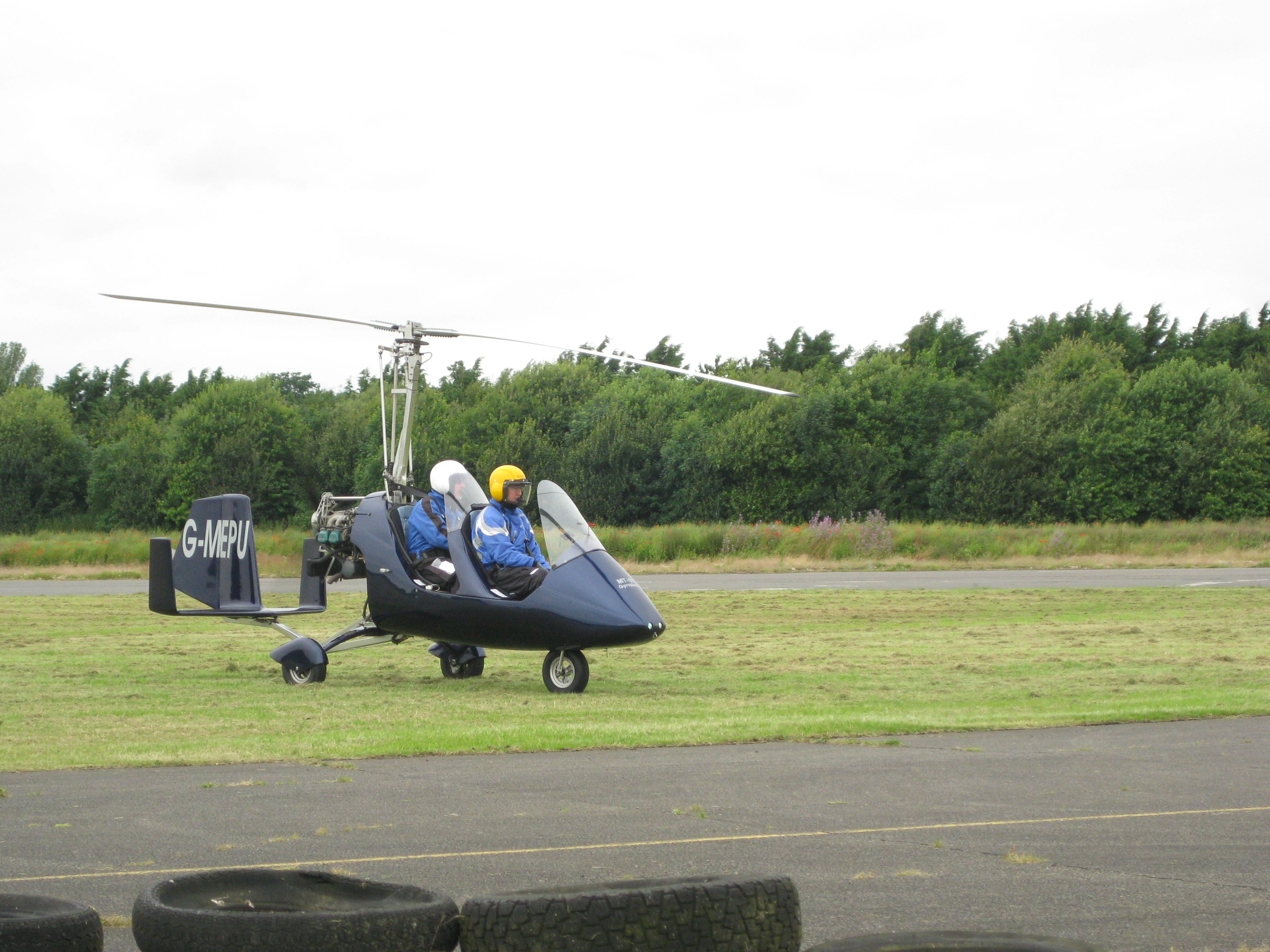 Unknown/Generic Ultralight autogyro (G-MEPU)