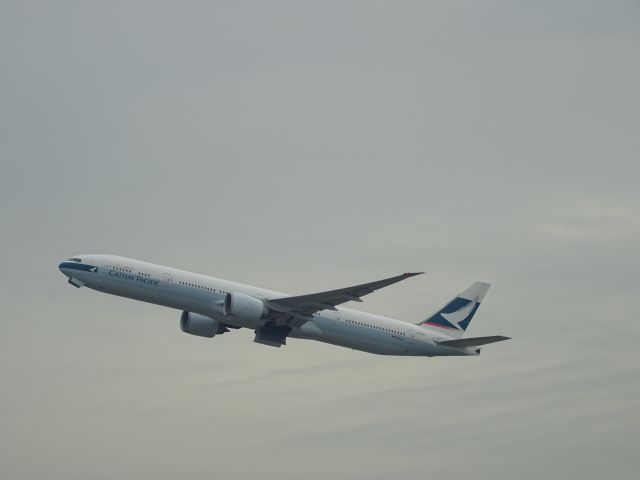 BOEING 777-300ER (B-KPH)