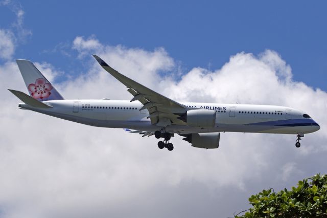 Airbus A350-900 (B-18902)