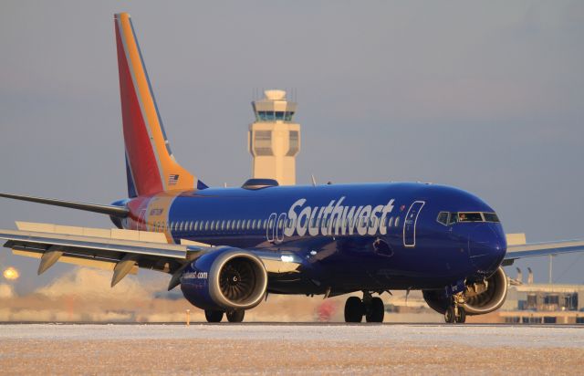 Boeing 737 MAX 8 (N8710M)