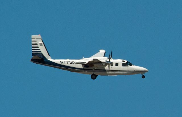 Rockwell Turbo Commander 690 — - Aircraft is on final for 09 at Carson City