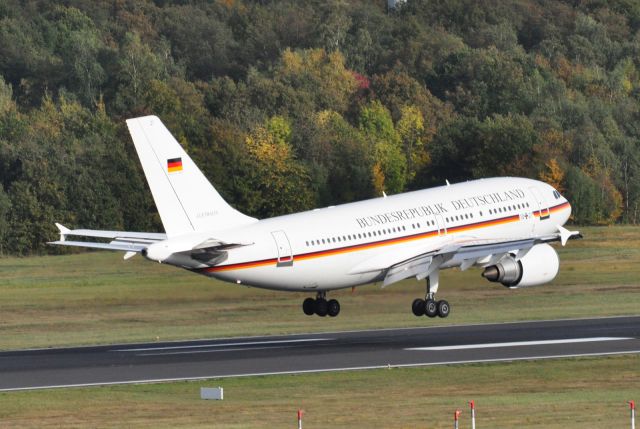 Airbus A310 (N1021) - German Luftwaffe A310 seconds before touchdown on RW14L