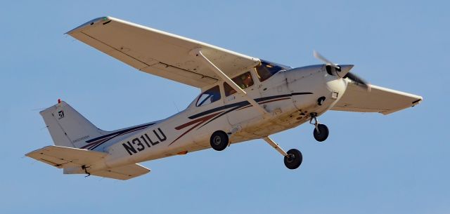 Cessna Skyhawk (N31LU) - N31LU 2005 Cessna 172R Skyhawk s/n 17281258 - North Las Vegas Airport (IATA: VGT, ICAO: KVGT, FAA LID: VGT)br /Photo: Tomás Del Corobr /February 15, 2020