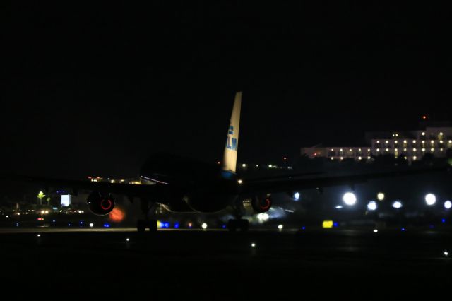 Airbus A330-200 (PH-AOE) - KLM PH-AOE seen departing TNCM St Maarten after dark for Amsterdam 